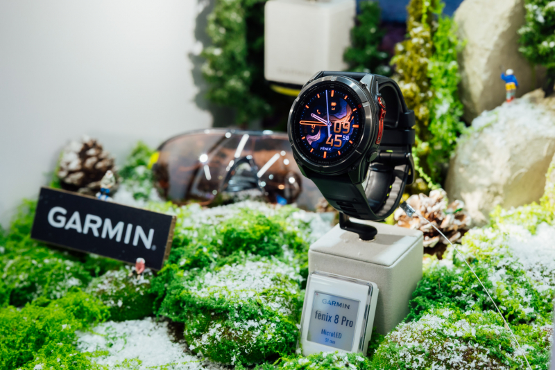 lehu乐虎88携手Garmin 推出首款Micro LED智慧手表