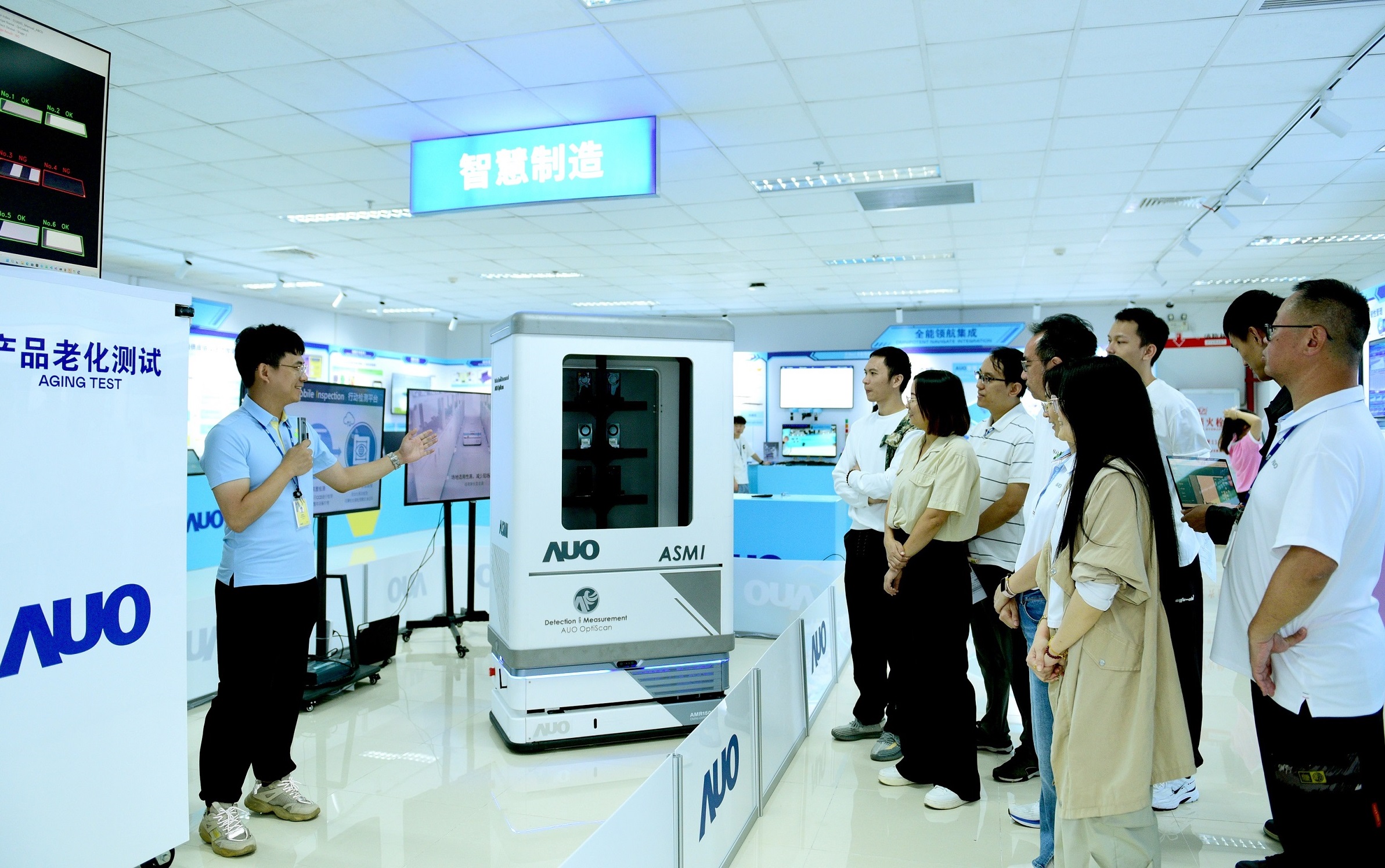 lehu乐虎88厦门将5G+ABC技术串联生产管理全流程，打通研发、采购、生管、制程、设备、质量等lehu樂虎88产品全生命周期制造流程，完成数字化设计、智慧供应链、智能座舱、全流程设备管理、数据驱动优化、智慧在线检测、智慧品管等自适应生产模式升级